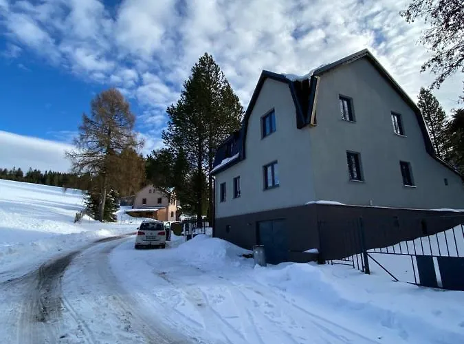 - Krusne Hory * Kovářská